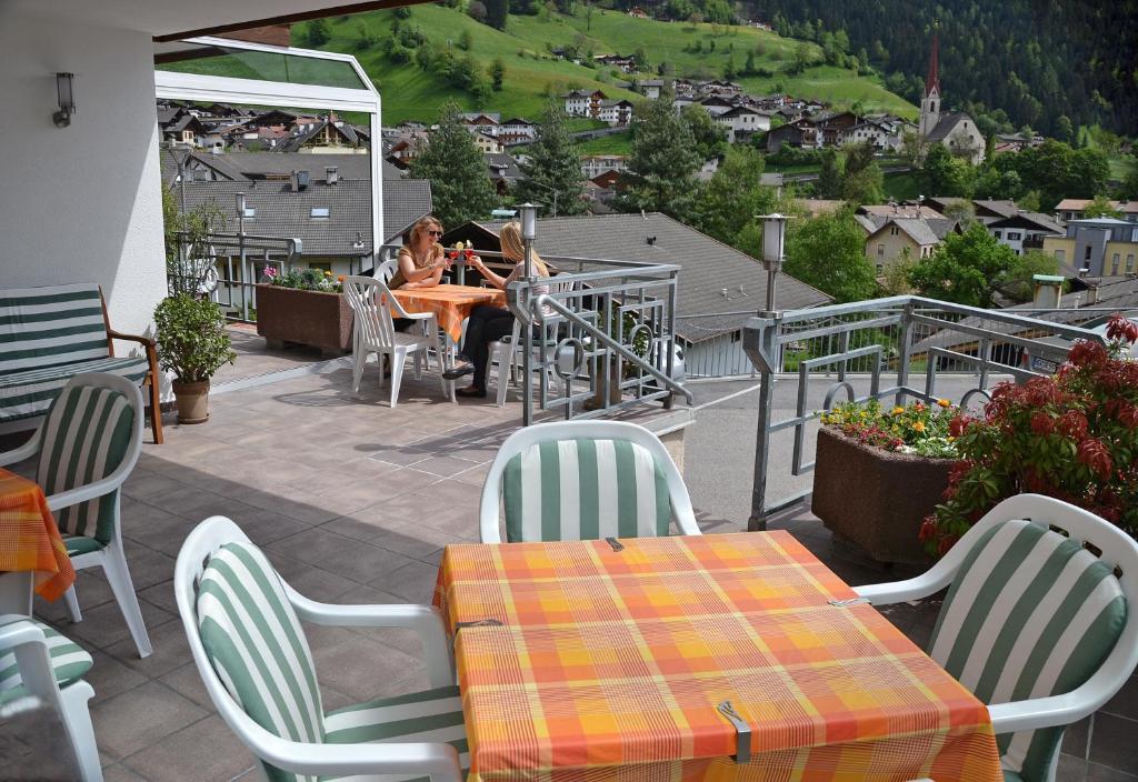 Residence Talblick San Leonardo in Passiria Bagian luar foto